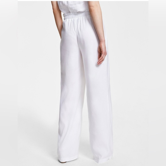I.N.C. International Concepts
Women's White Linen Paperbag-Waist Pants, Size XL - Picture 2 of 7